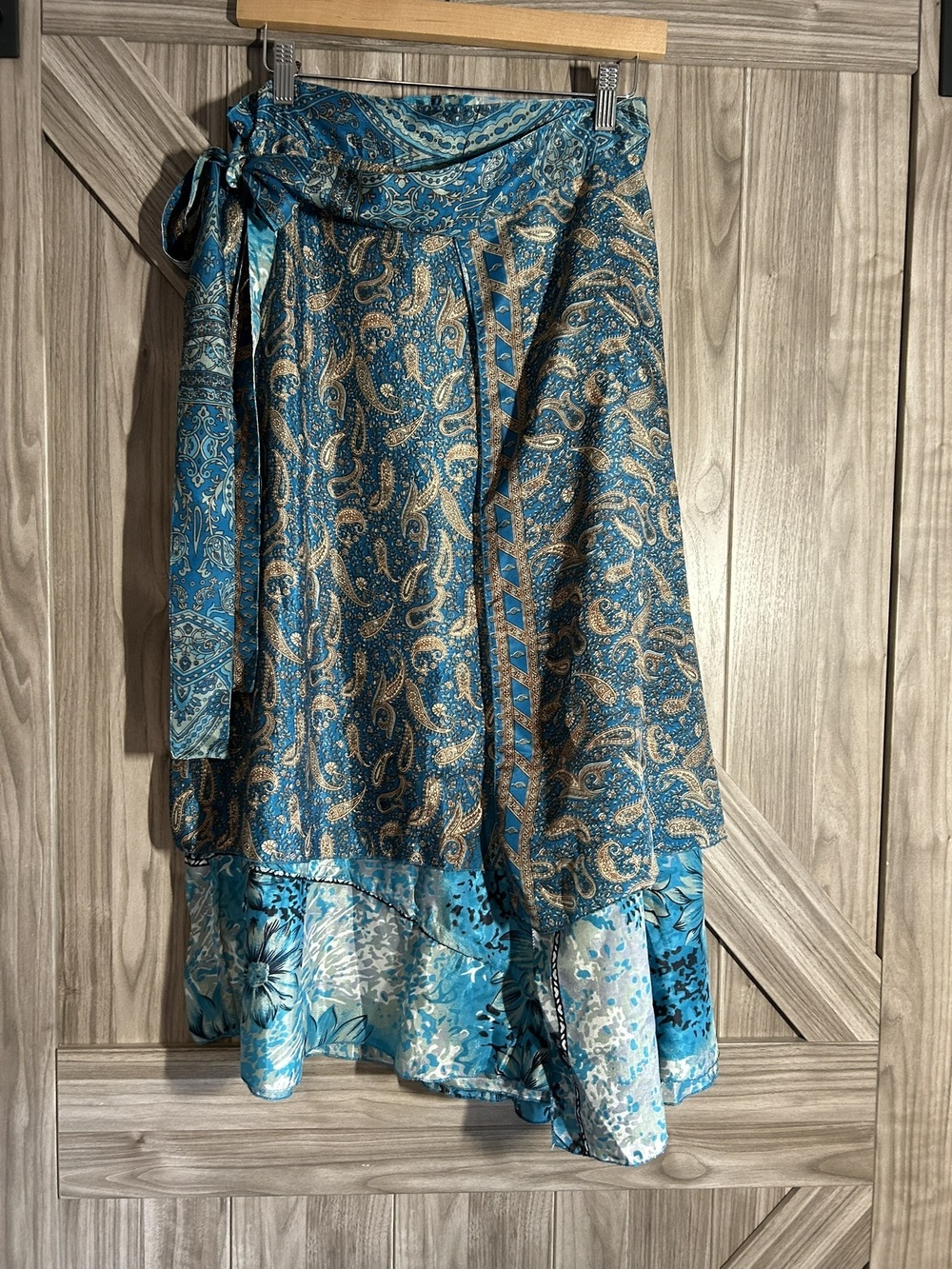 Vintage Sari Silk Magic Wrap Skirt Boho Teal Paisley Reversible Midi OSFM - Picture 4 of 10